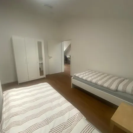 Frankfurt New For 5 Person Apartamento Eschborn