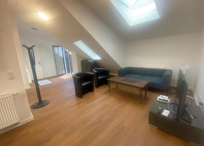 Frankfurt New For 5 Person * Eschborn